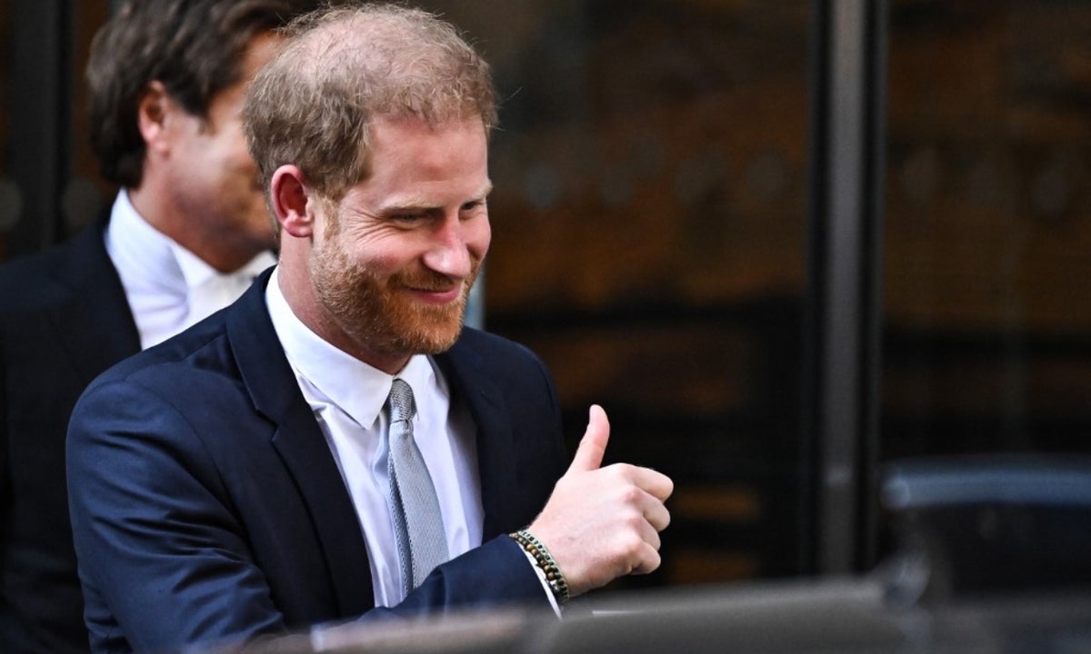 Príncipe Harry pierde oficialmente su título de 'Alteza real'