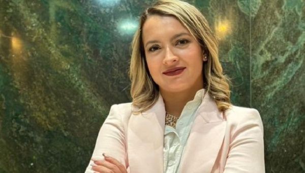 Andrea Petro