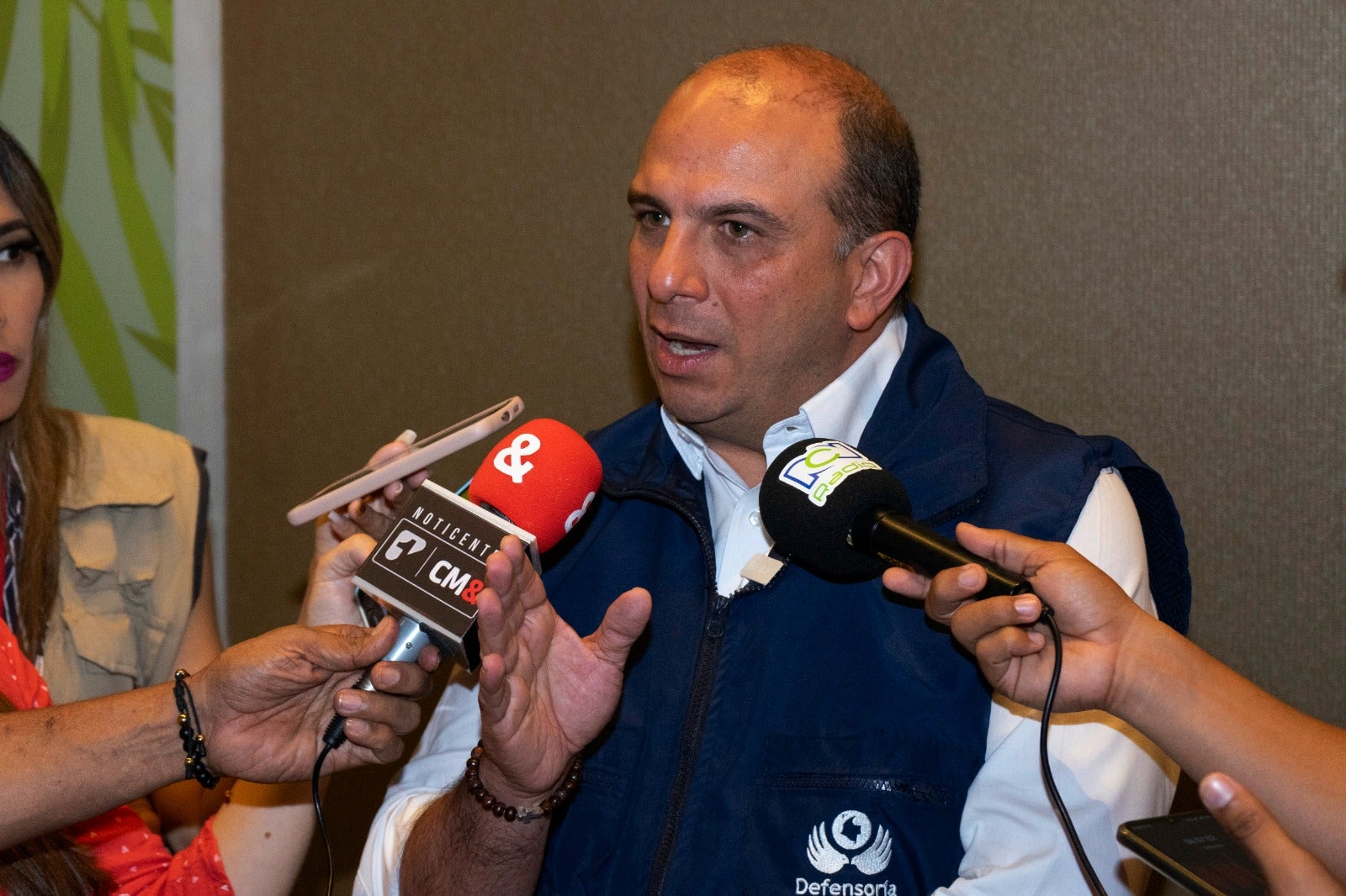 Defensor del Pueblo Carlos Camargo