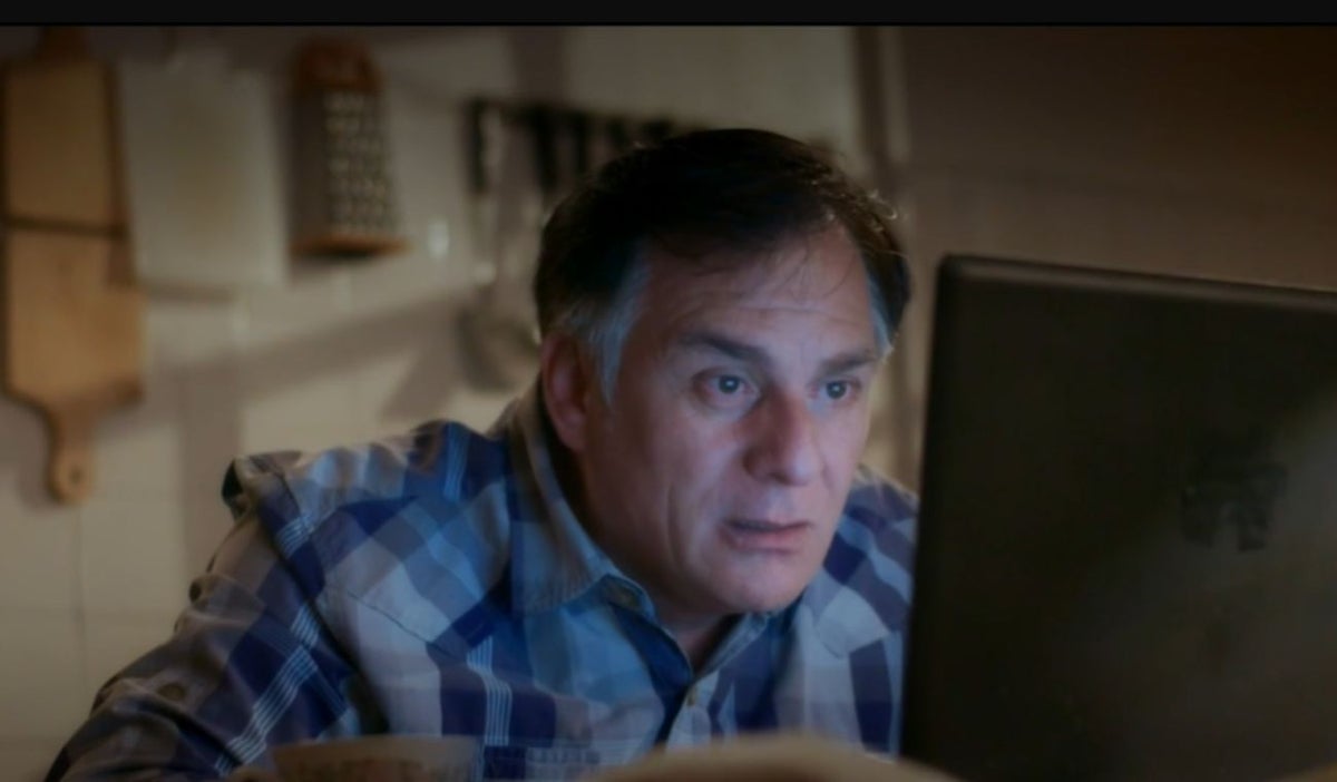 Papá de niños que cuida Alison