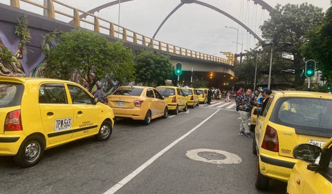 Bono de compensación para taxistas: cómo actualizar los datos en el Runt y recibir el subsidio