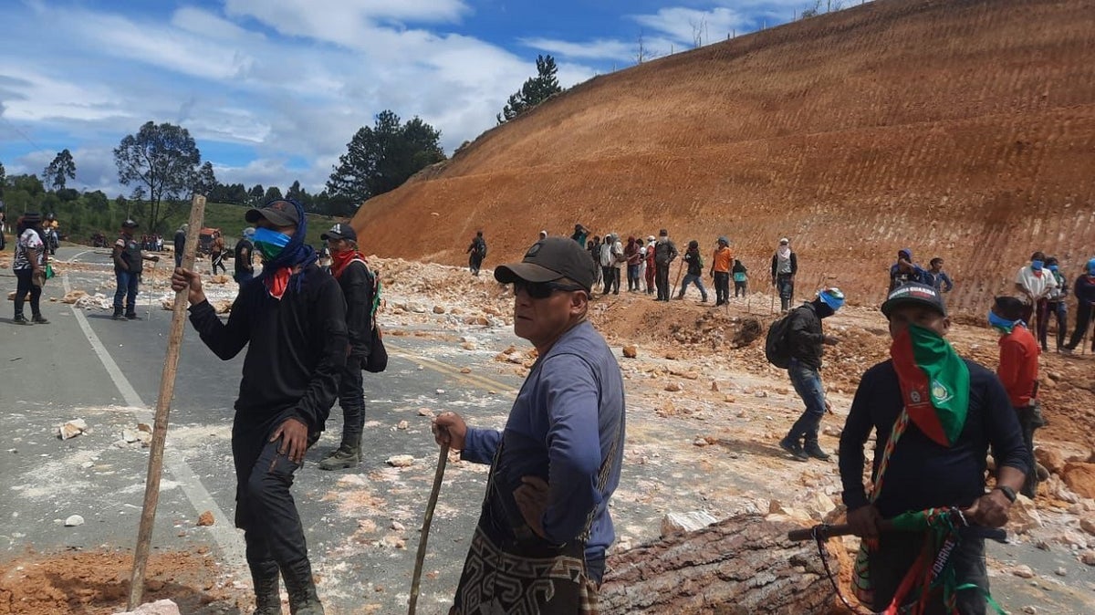 Indígenas Cauca vía
