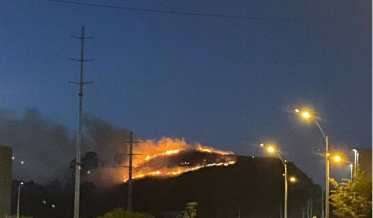 Fuerte incendio en Soacha: impresionantes imágenes