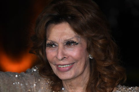 La actriz italiana Sophia Loren en la gala del Academy Museum of Motion