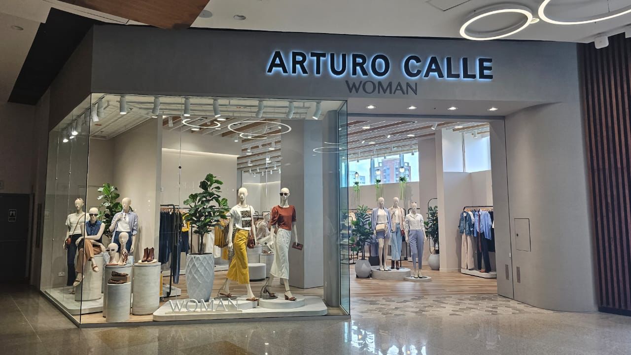 Tienda Arturo Calle, Barranquilla Centro comercial Mall Plaza