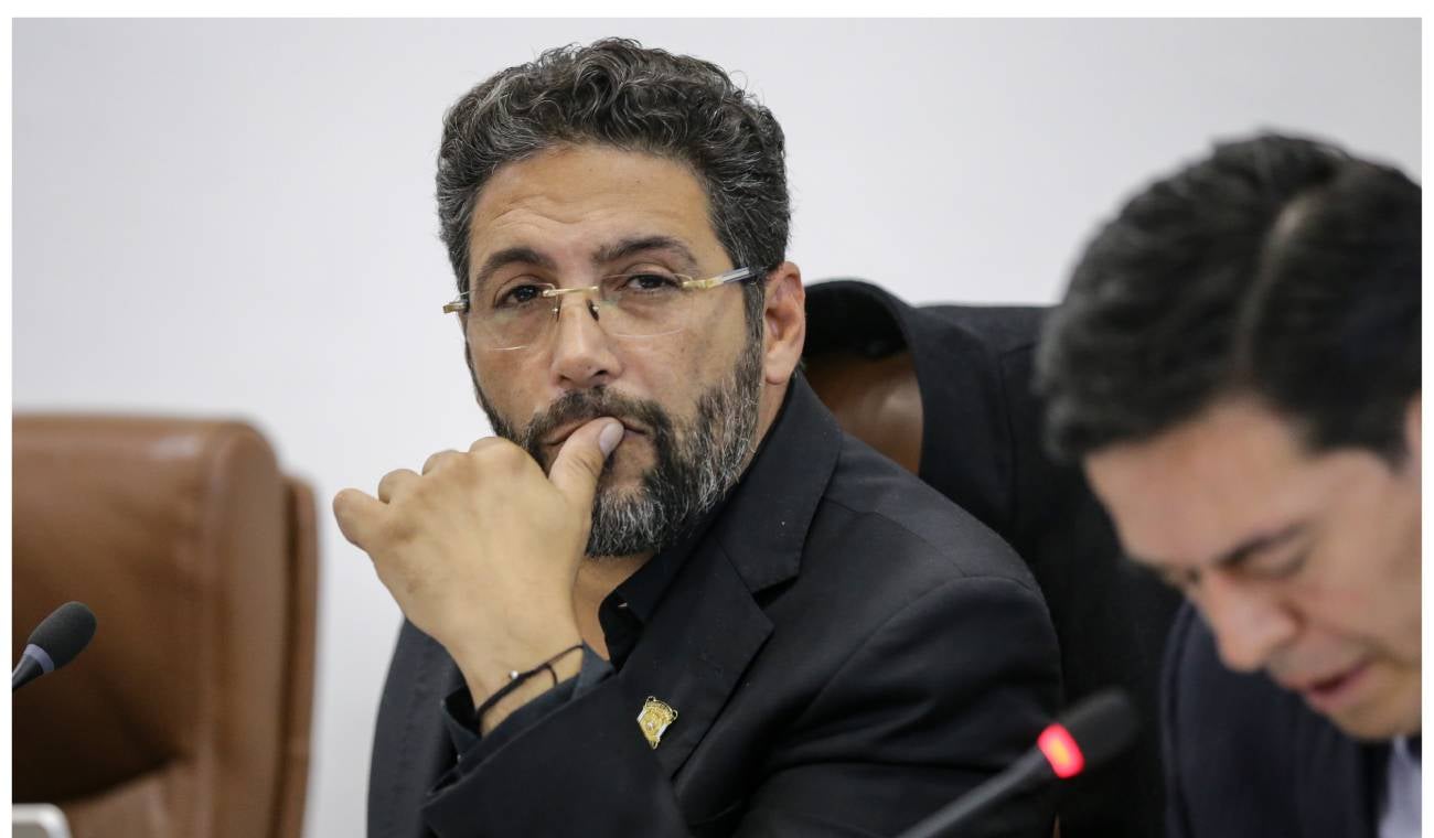 Agmeth Escaf dijo que abucheo en marchas fue ataque rastrero