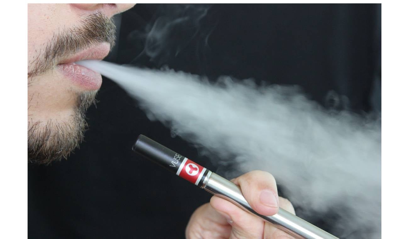 Cigarrillos electrónicos desechables: empiezan prohibiciones