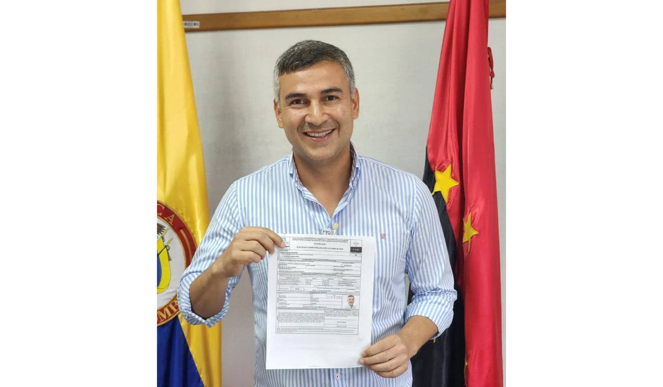 Diego González: revocar candidato por doble nacionalidad