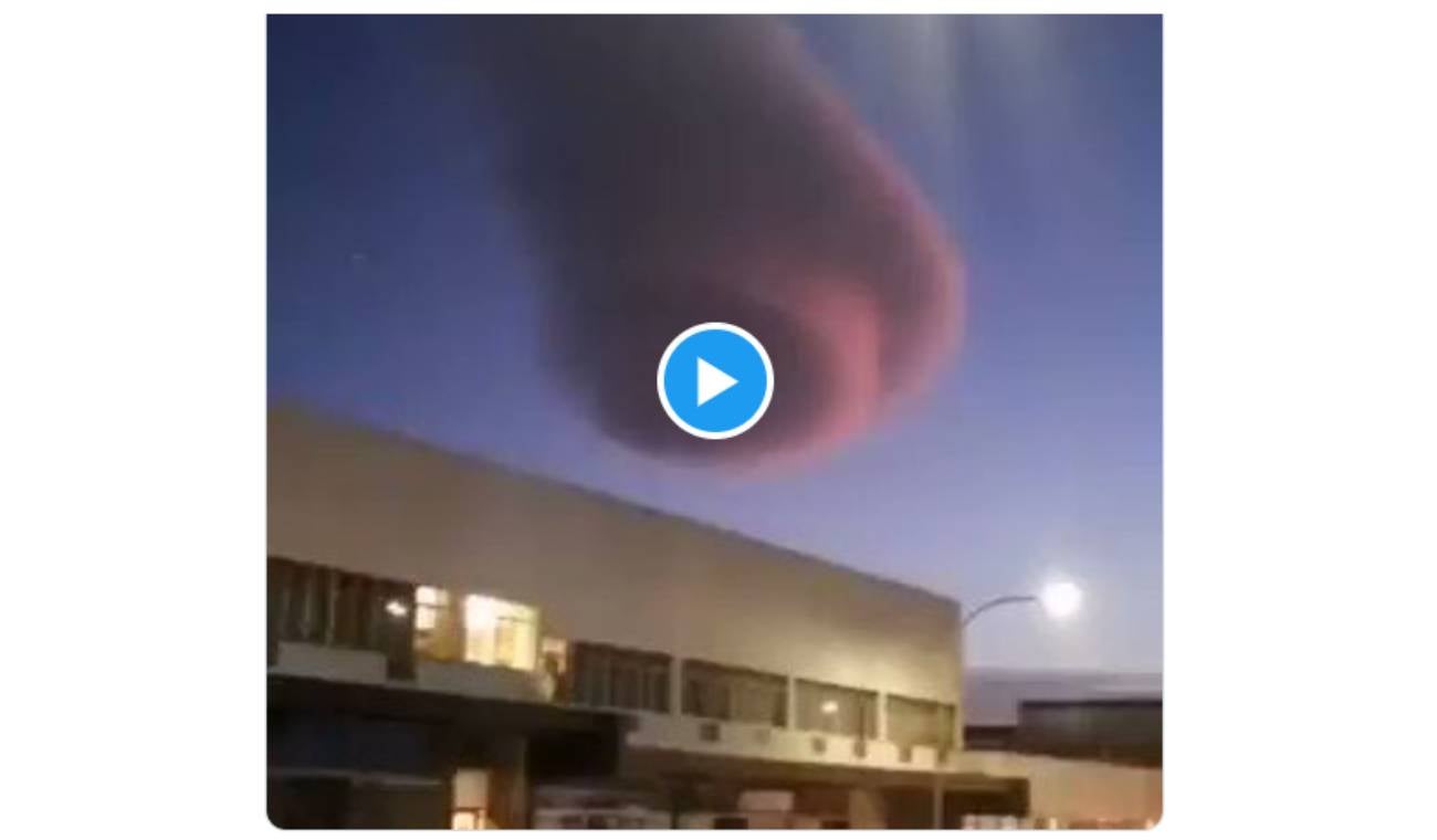 Nube roja aparece en cielo: pensaron que era Apocalipsis