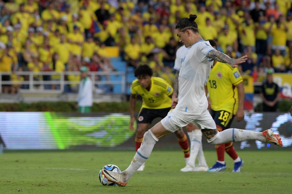 Gol de Darwin Núñez de penal en Colombia vs Uruguay