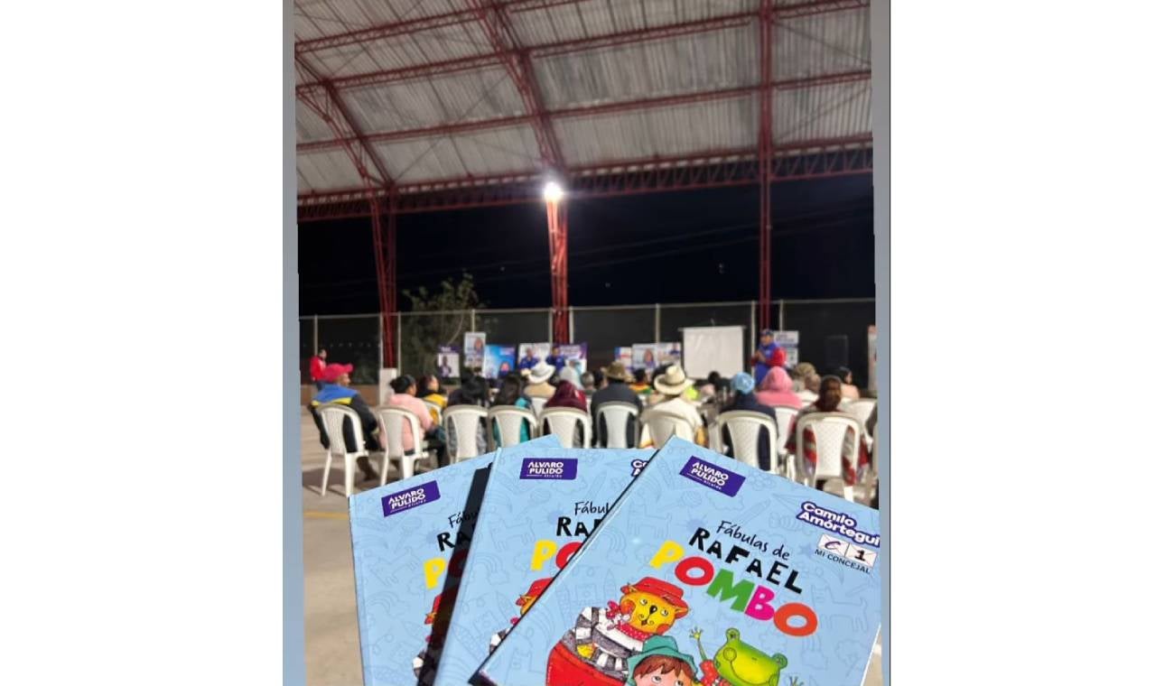 Elecciones 2023 Choachí con cartillas para niños con campaña