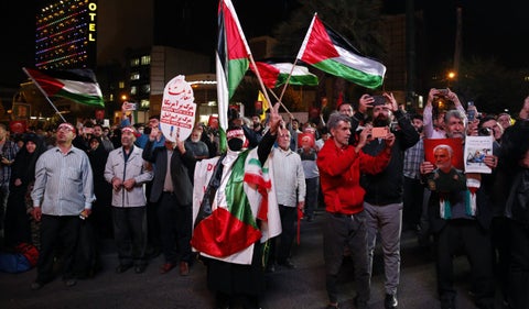 Iraníes expresando su apoyo a Palestina tras el ataque de Hamás a Israel. Teherán, 7 de octubre de 2023