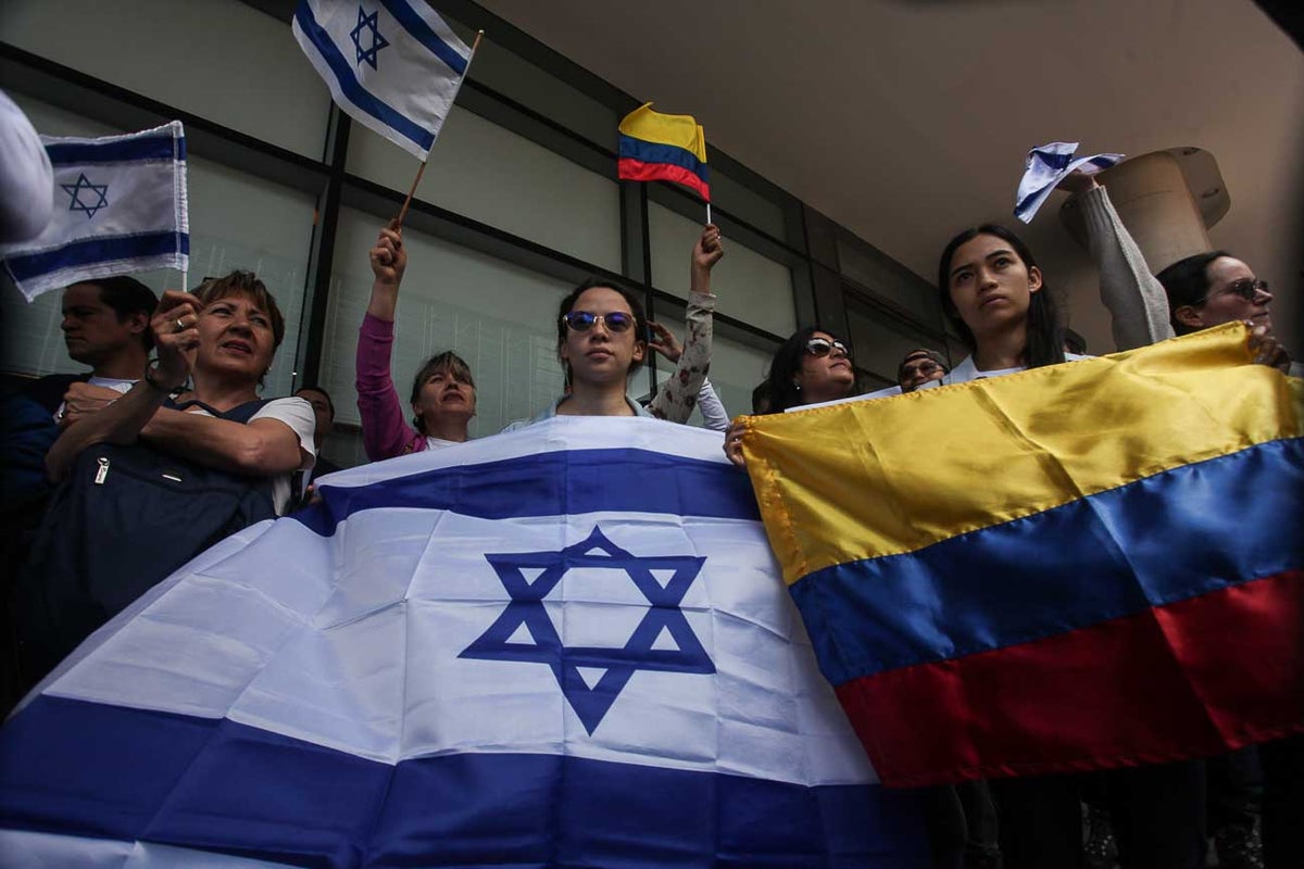 Plantón en apoyo y solidaridad con la comunidad de Israel