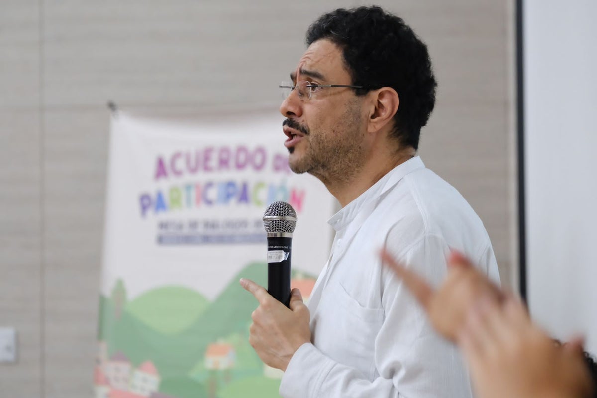 Iván Cepeda retirará proyecto de 'obstrucción a la paz'