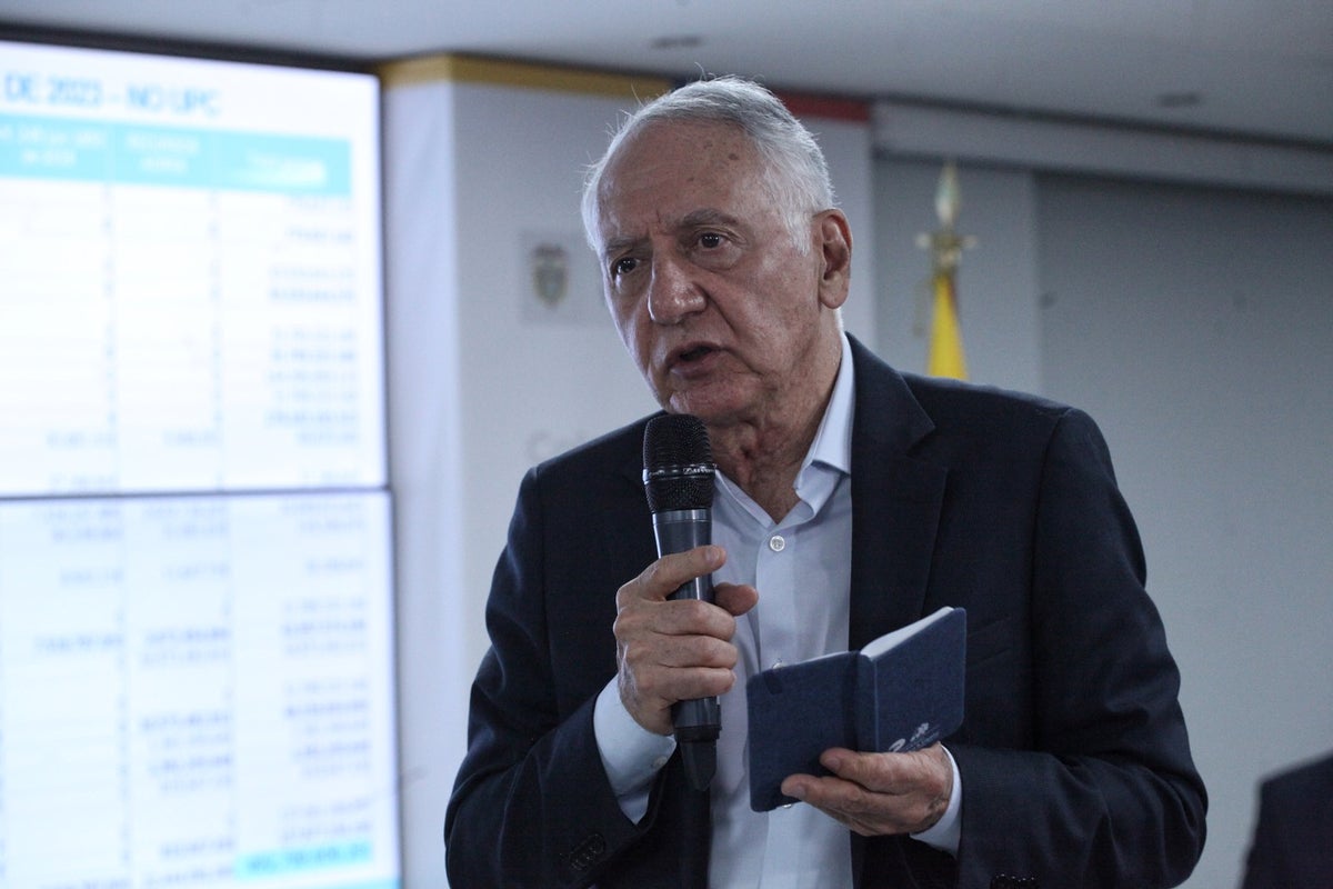 Guillermo Alfonso Jaramillo, Ministro de Salud
