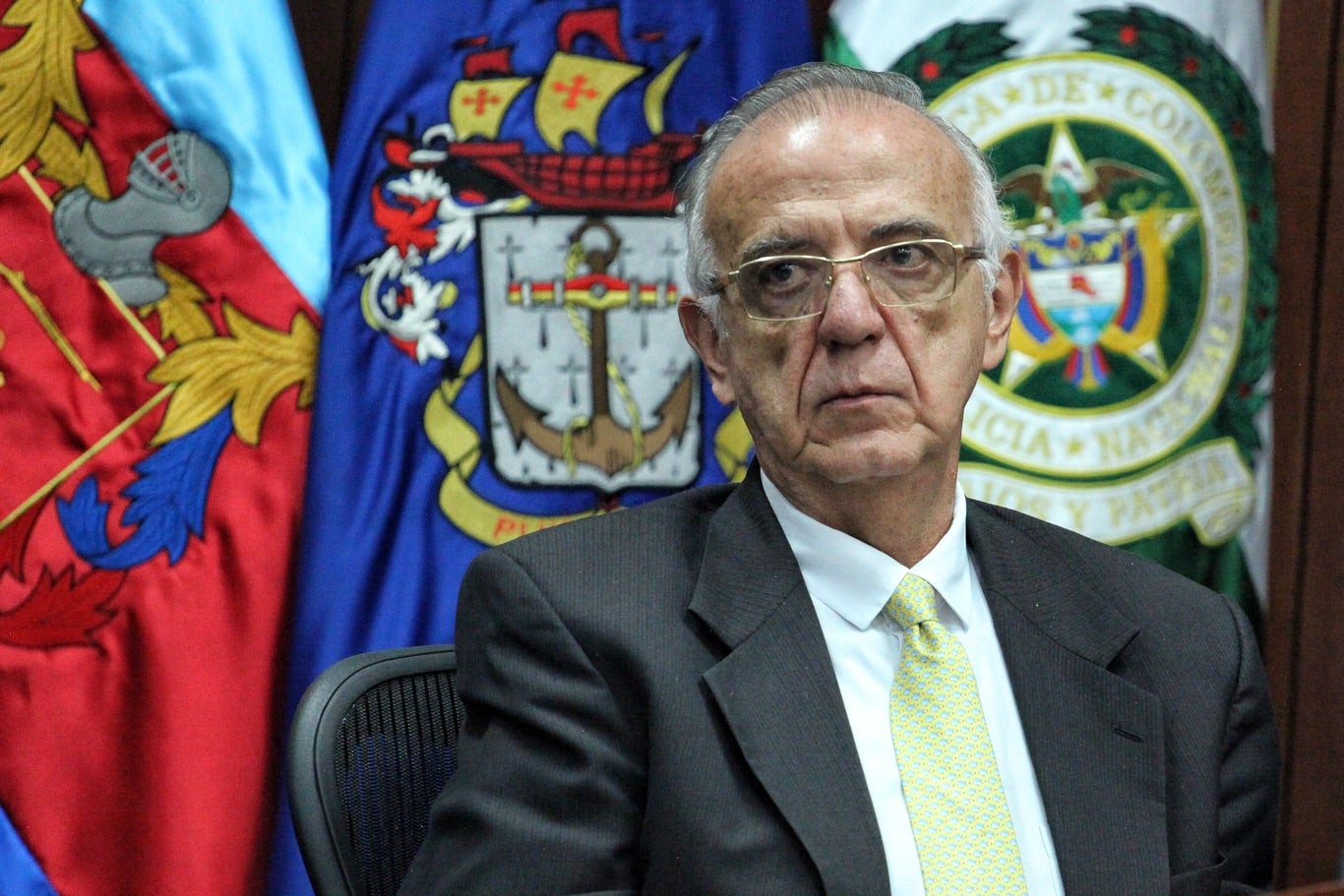 Iván Velásquez, Ministro de Defensa en Comisión Segunda de Senado