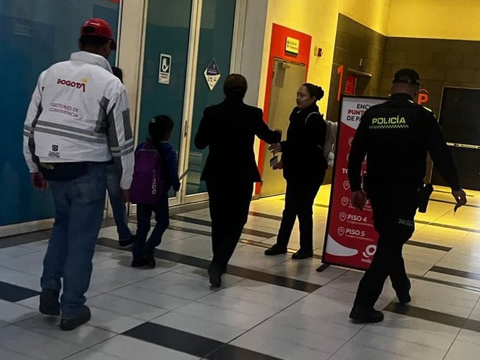 Niña extraviada que volvió con su familia