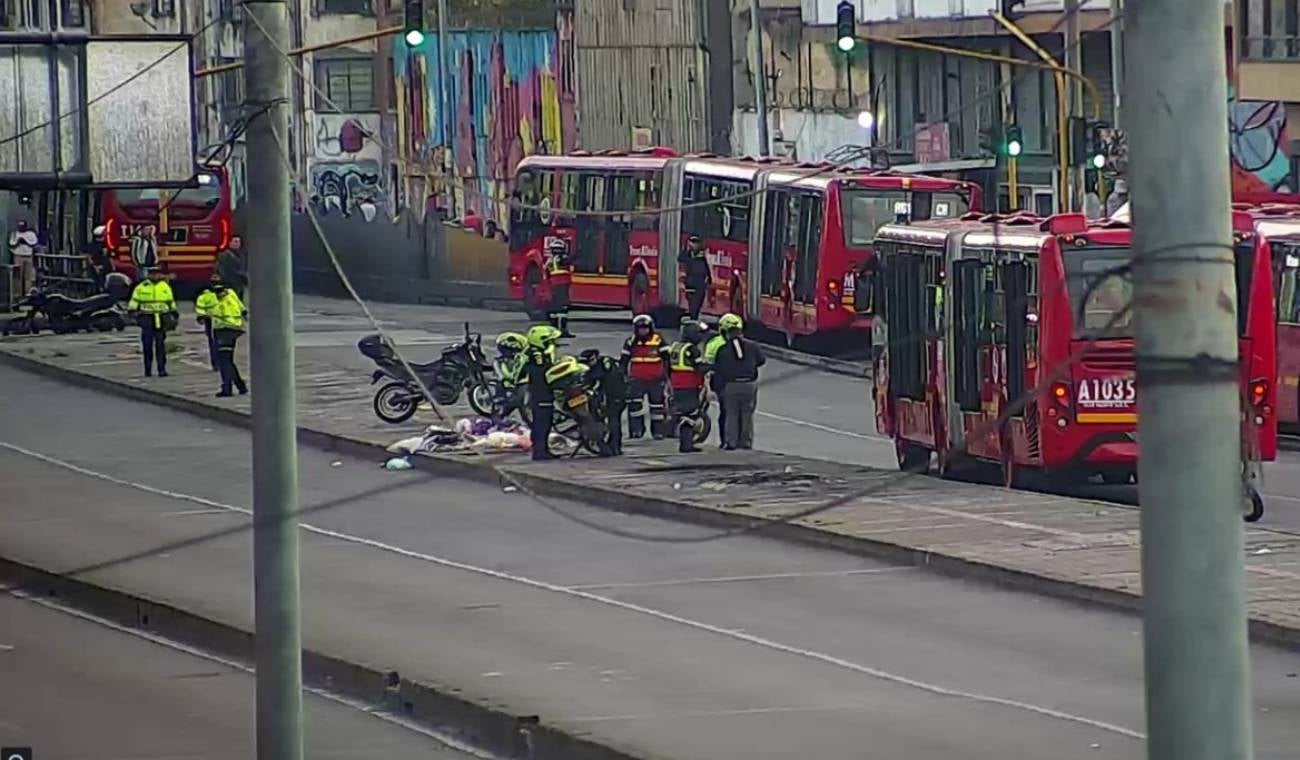 Habitante de calle fue atropellado por bus de Transmilenio