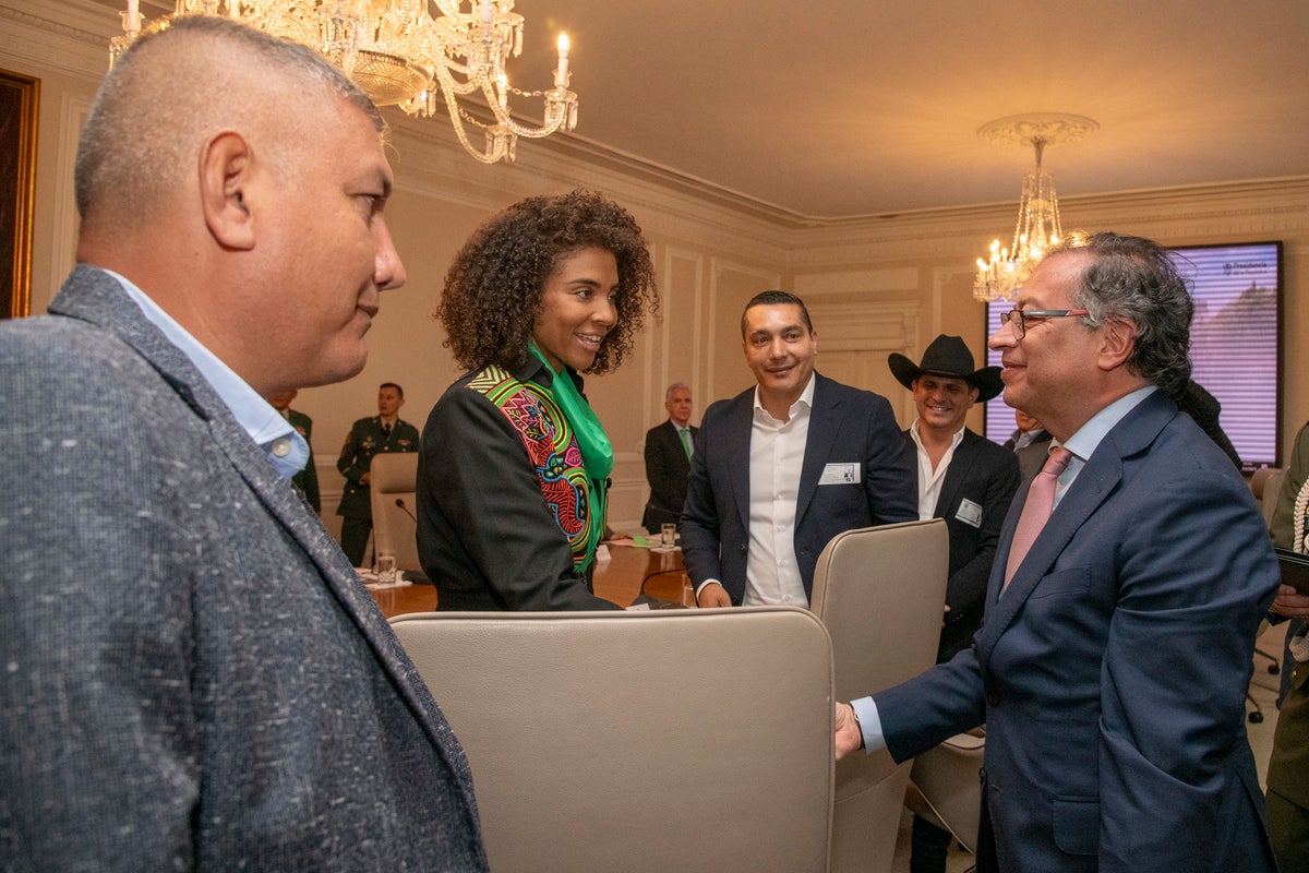 Gobernadores con presidente Gustavo Petro