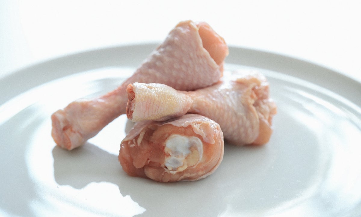 Pollo crudo - cocinar pollo