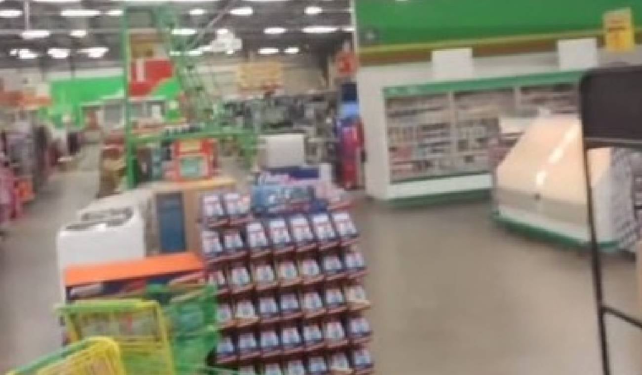 Fantasma_en_supermercado