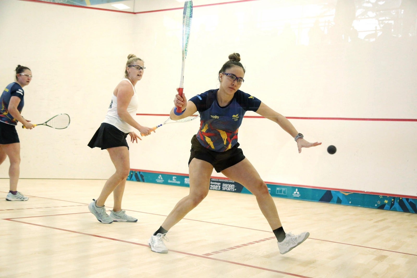 Laura Tovar y Lucía Bautista ganan oro en Squash
