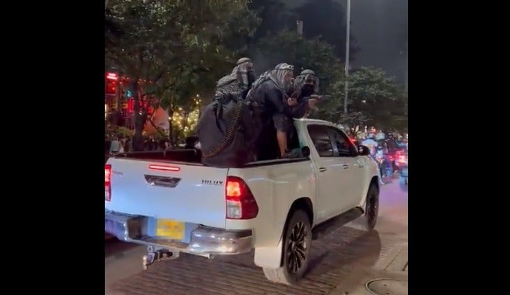 Personas disfrazadas en Halloween
