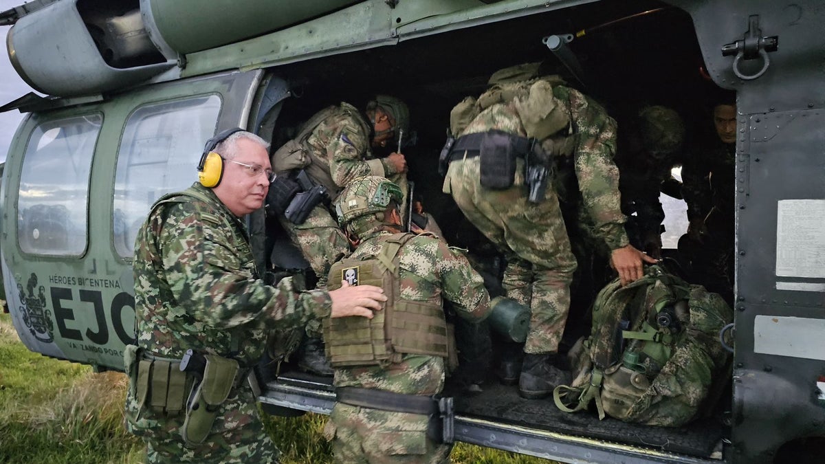 Militares liberados