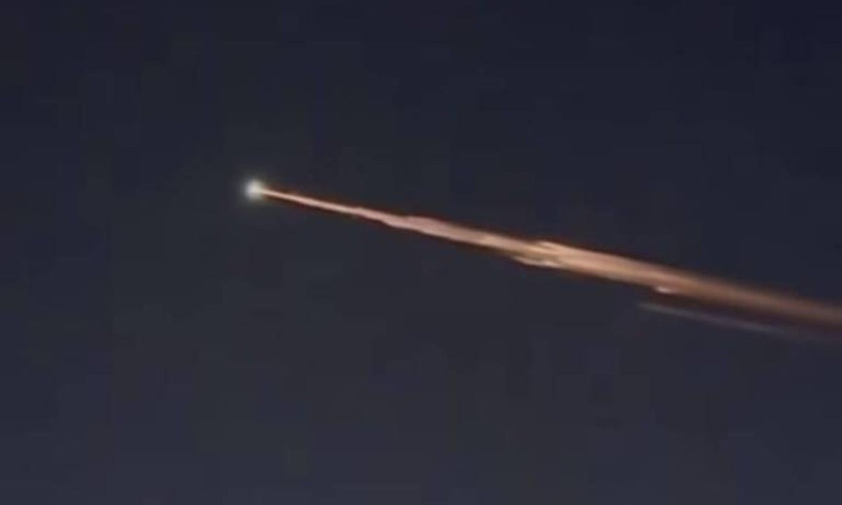 Avistamiento de gran bola de fuego en el cielo a vísperas de Navidad