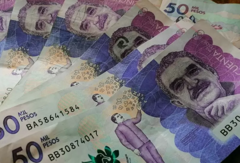 Mucho dinero