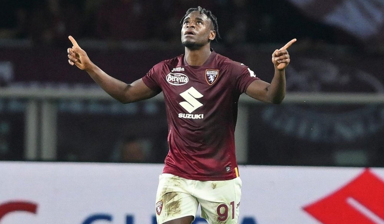 Duván Zapata en el Torino