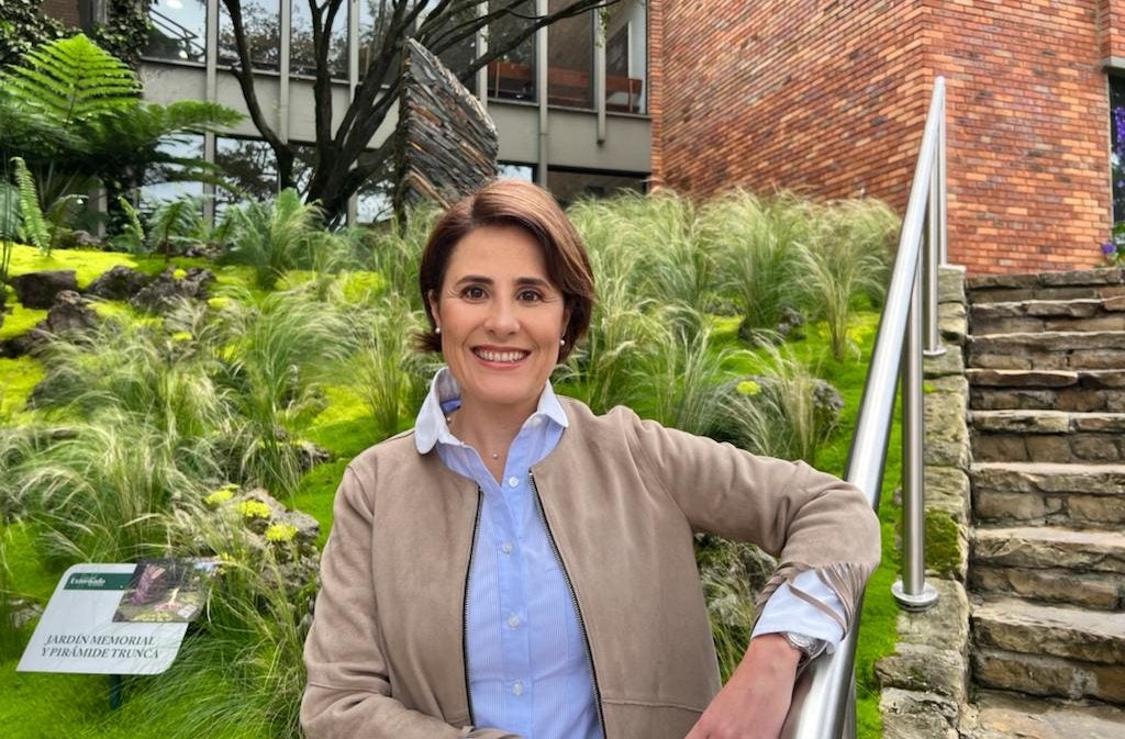 Paula Robledo Silva