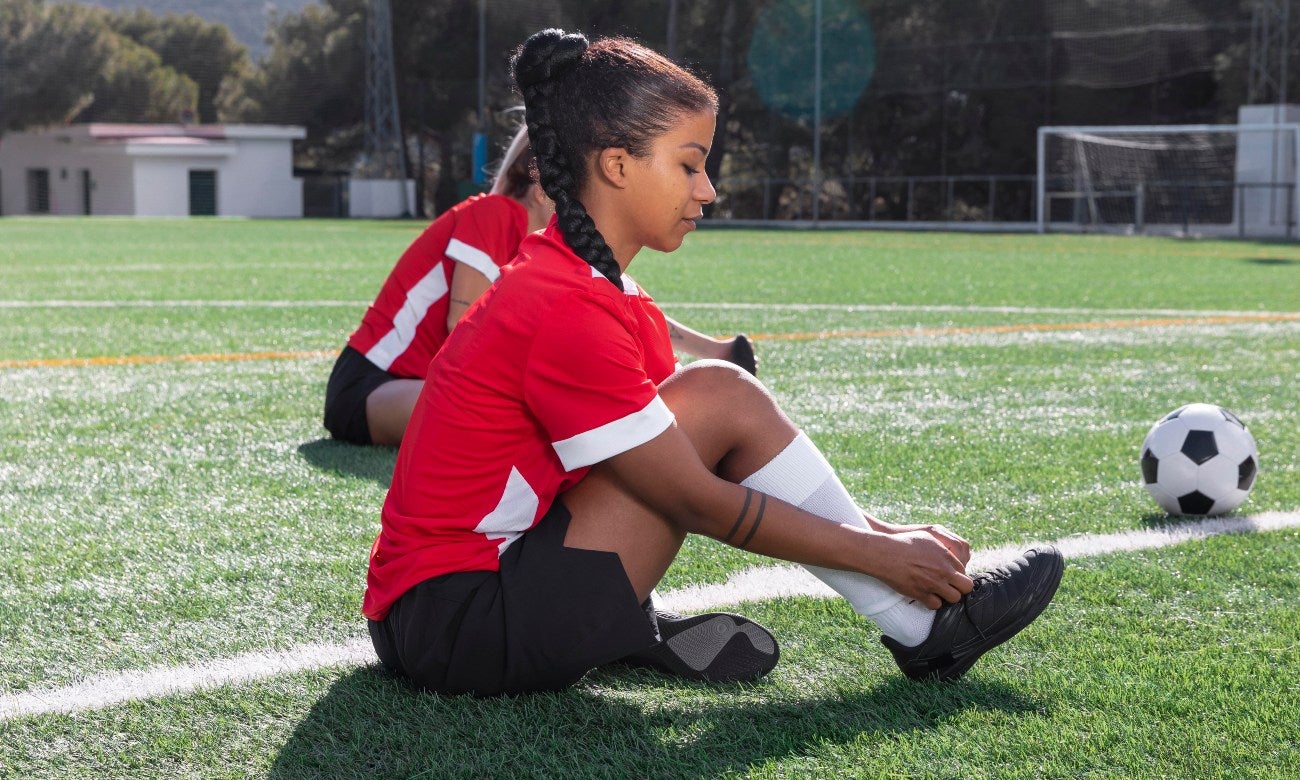 Escuelas de fútbol gratis para niñas y jóvenes en Bogotá