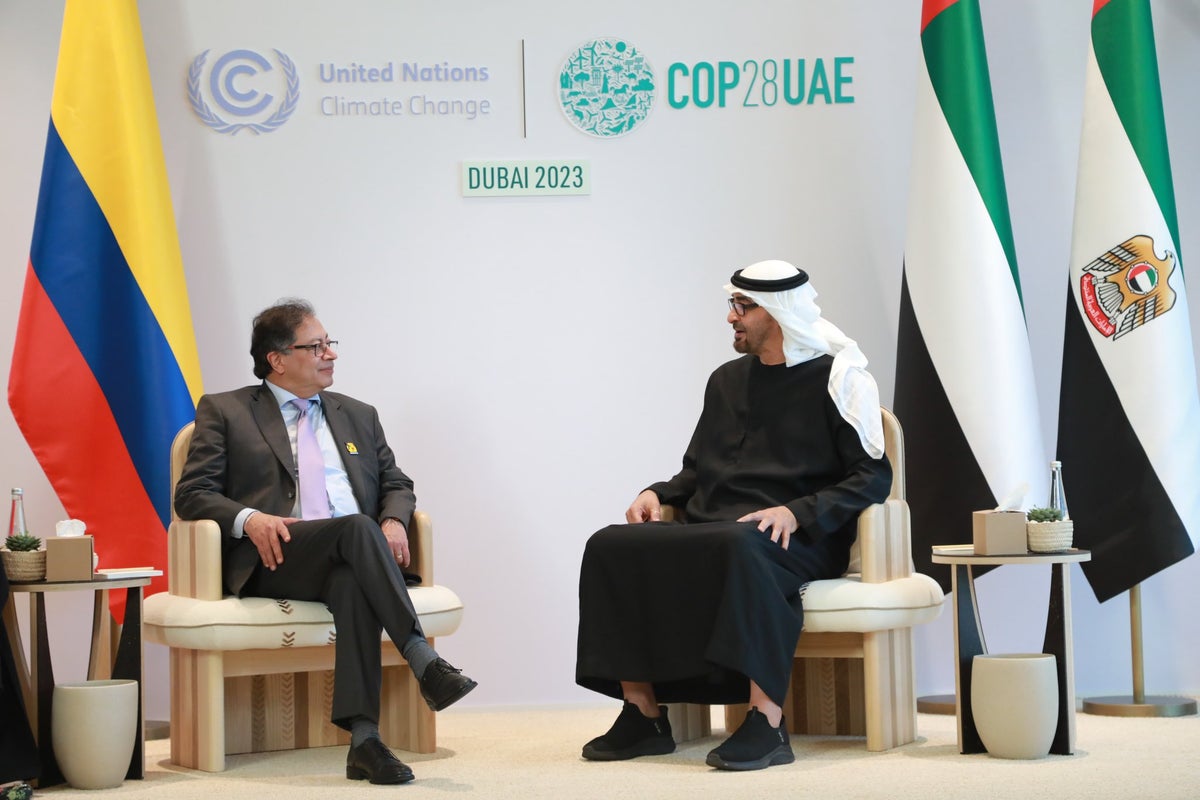 Presidente Gustavo Petro y el Presidente de Emiratos Árabes Unidos, Mohamed bin Zayed Al Nahayan, durante la COP28