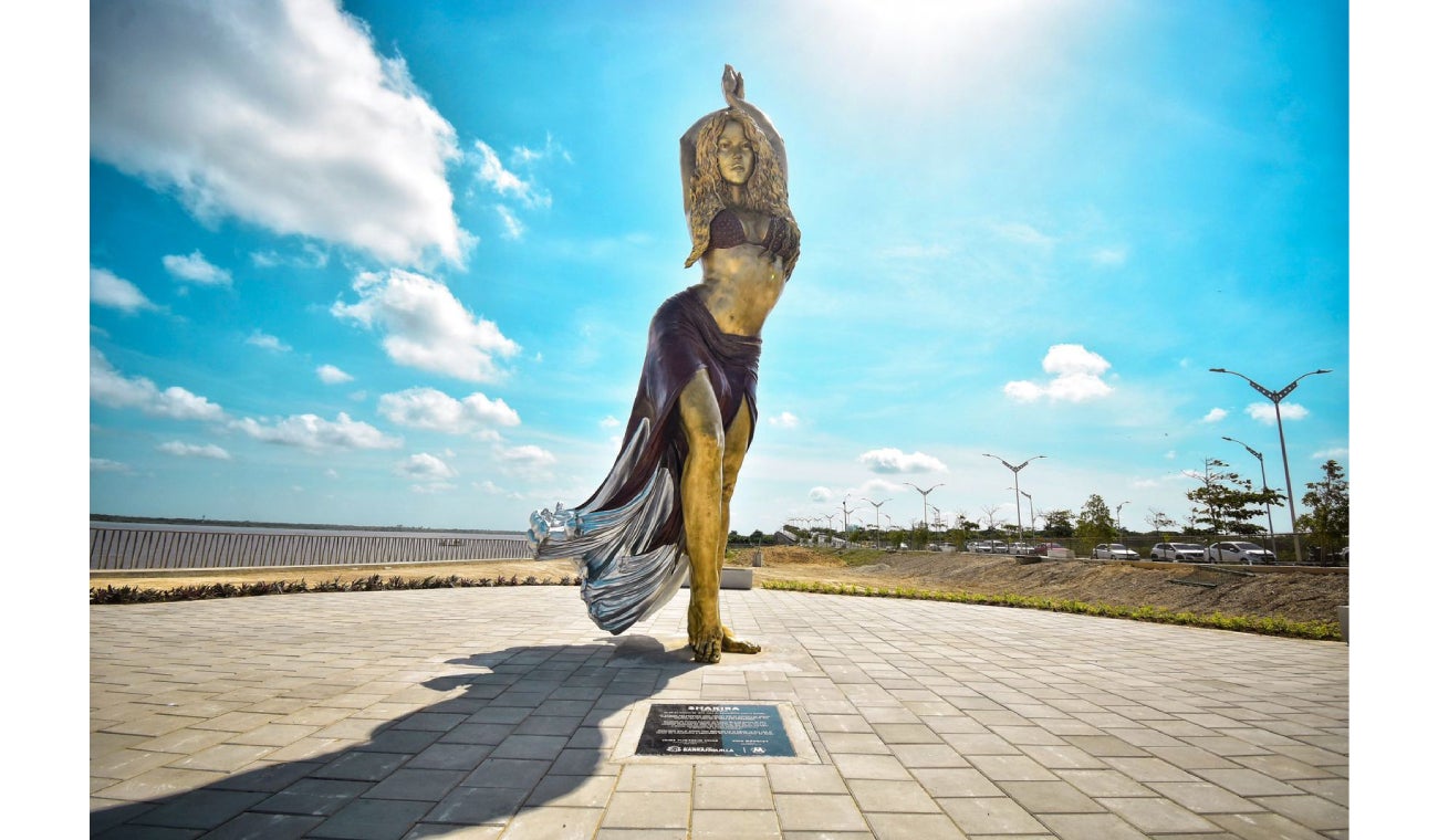 Shakira manifiesta su alegría por su monumento en Barranquilla