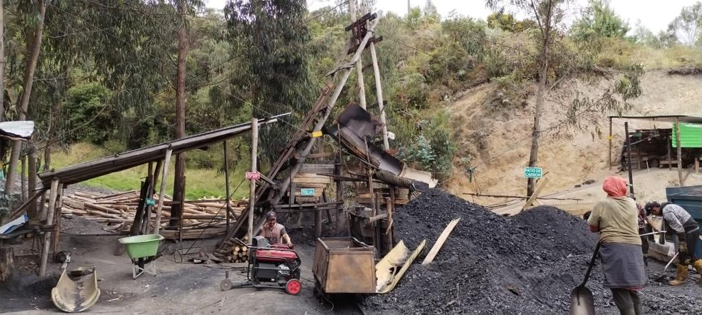 Clausuran 9 de 11 empresas mineras en el Municipio de Ubaté