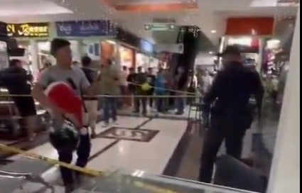 Ataque sicarial dentro de un centro comercial de Cali