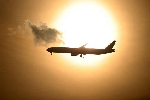 AVIÓN