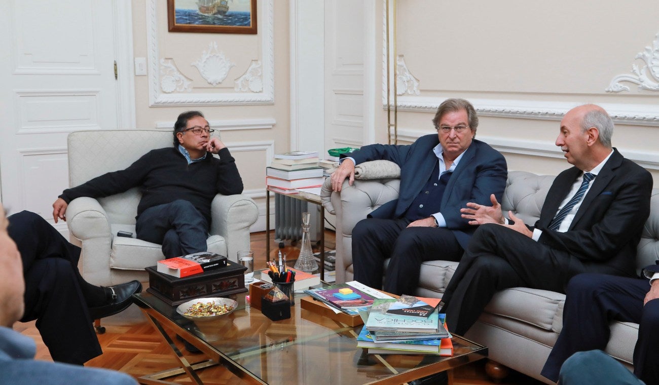 La reunión liderada por Gustavo Petro en la que se logró el acuerdo Gilinski-GEA