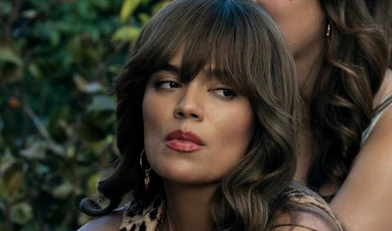 'Carla', el personaje de Karol G en 'Griselda'