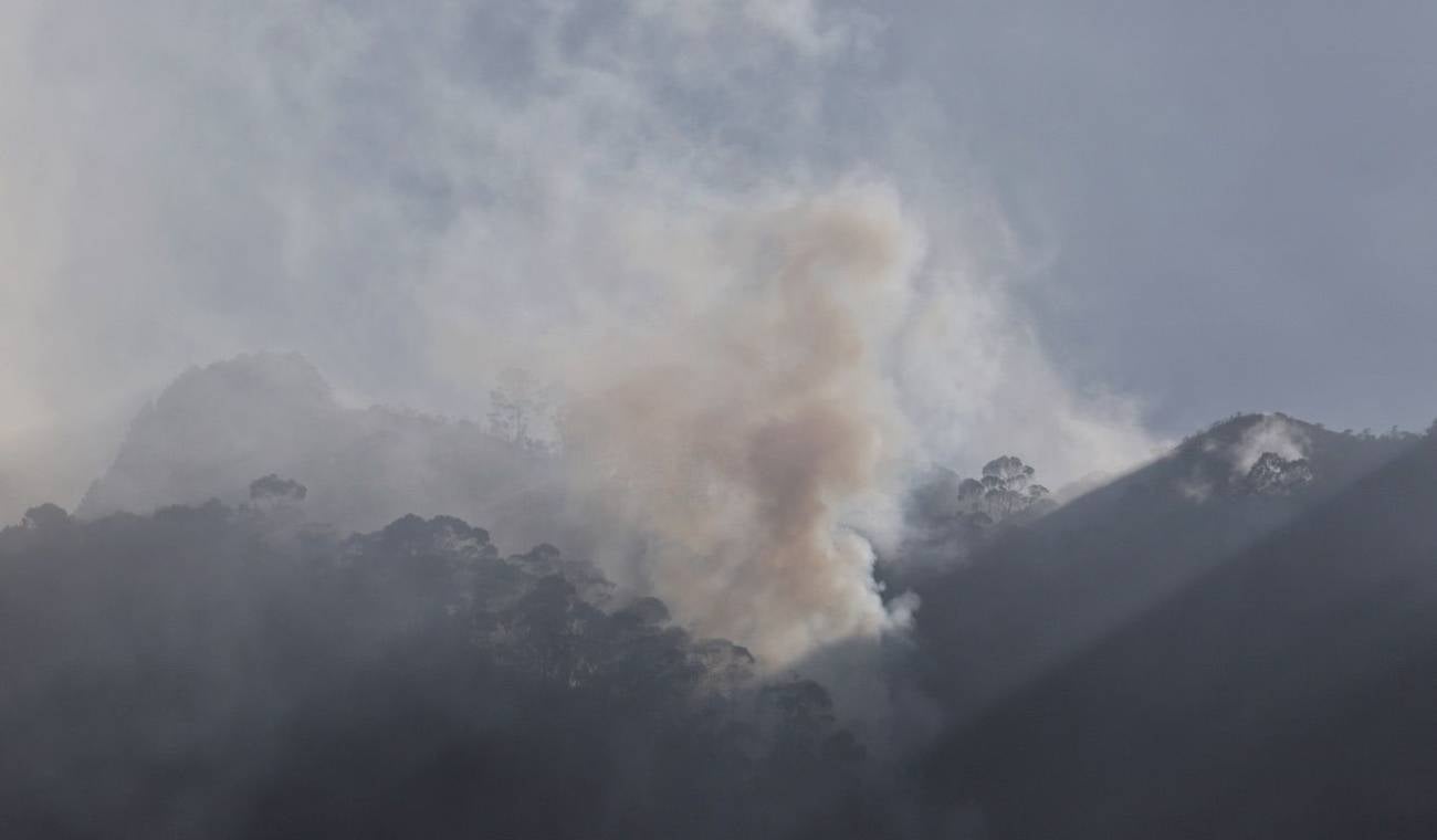 Incendio forestal en los cerros orientales de Bogotá