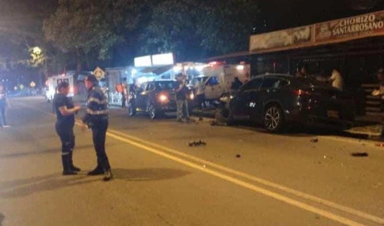 Una menor en una camioneta BMW ocasionó accidentes con un saldo de cinco heridos en Ibagué