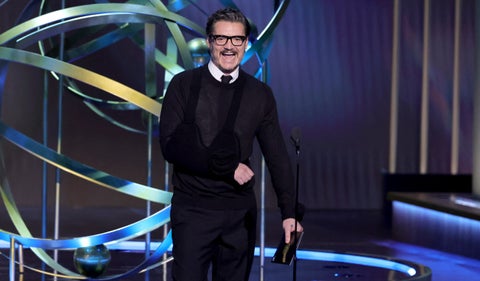 Pedro Pascal durante los Emmy 2024