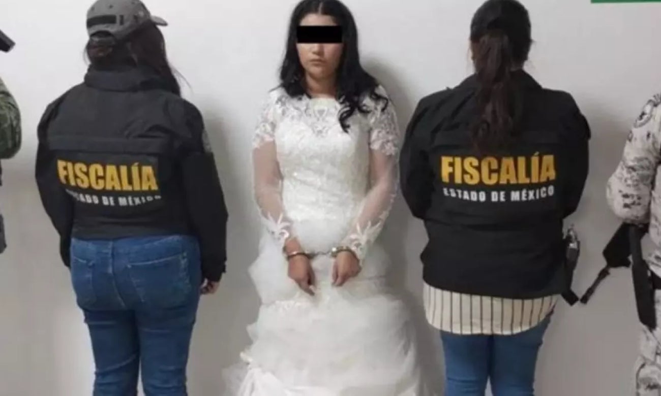 Mujer fue arrestada antes de su boda con su vestido de novia