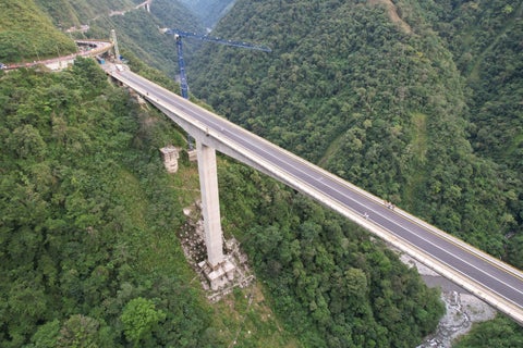Terminan obras del puente de Chirajara