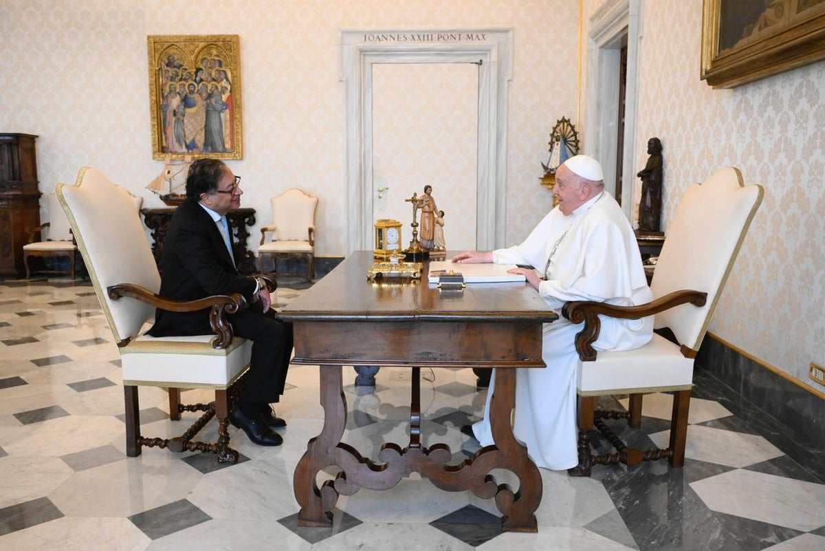 Gustavo Petro y el papa Francisco