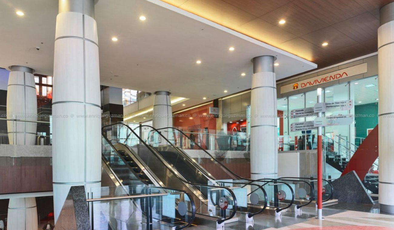 Centro Comercial Titán Plaza