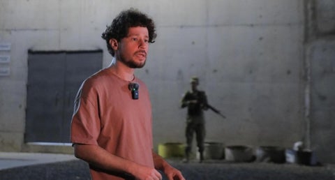 Luisito Comunica en la cárcel de máxima seguridad de El Salvador