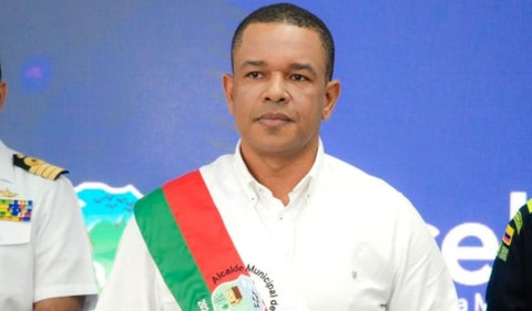 Yahir Acuña