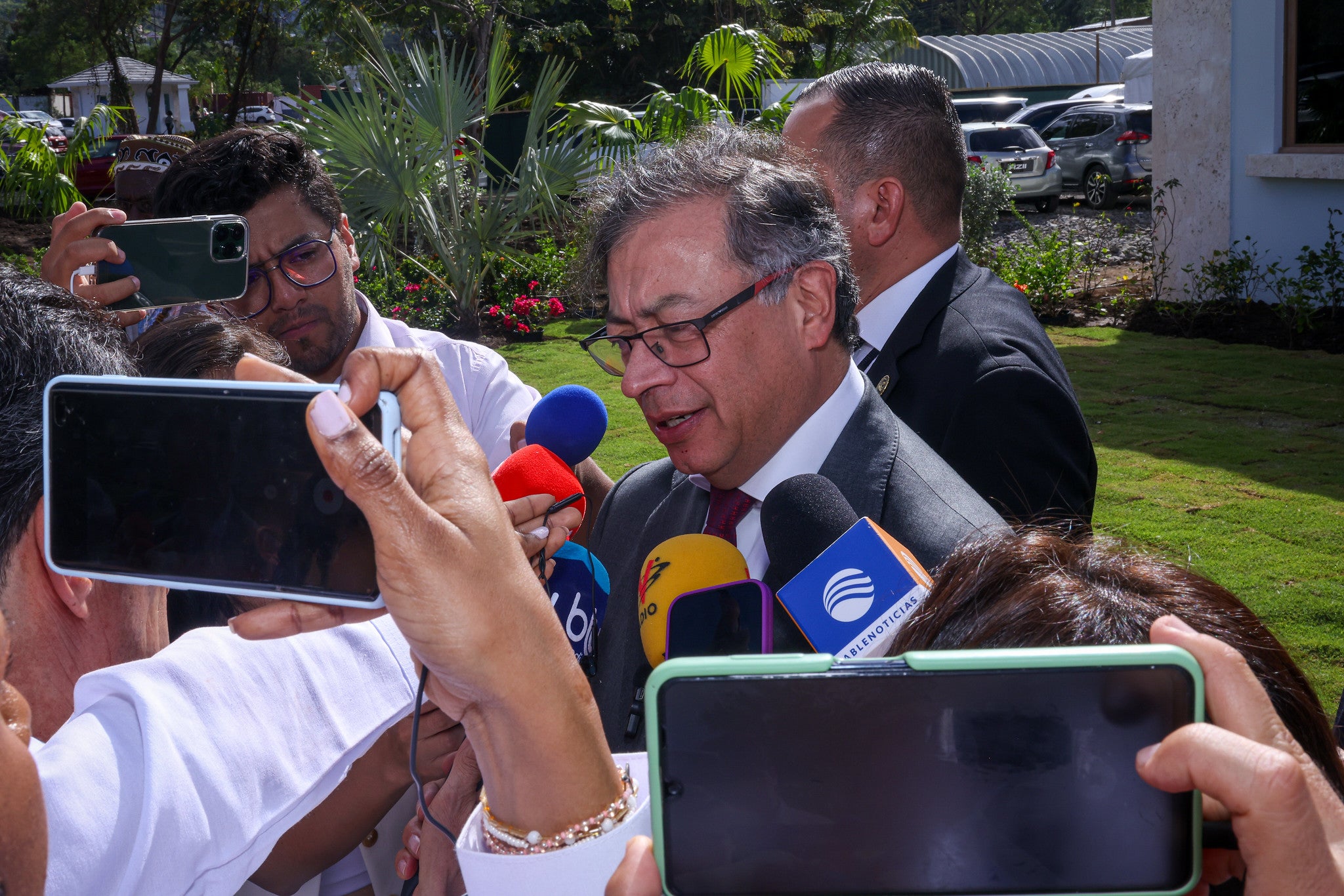 "Antónimo de tecnocracia es democracia": Petro responde